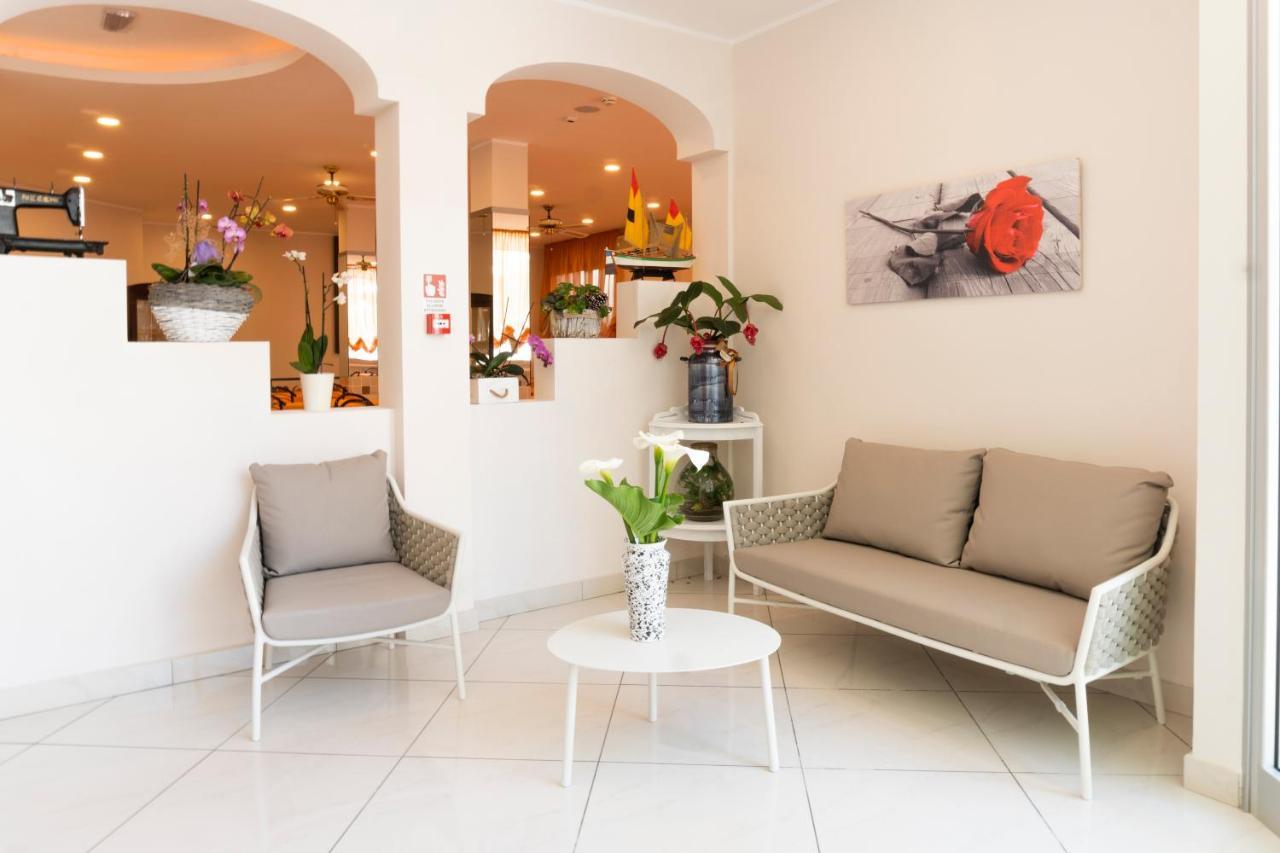 B&B Hotel Villa Nora Bellaria-Igea Marina Luaran gambar